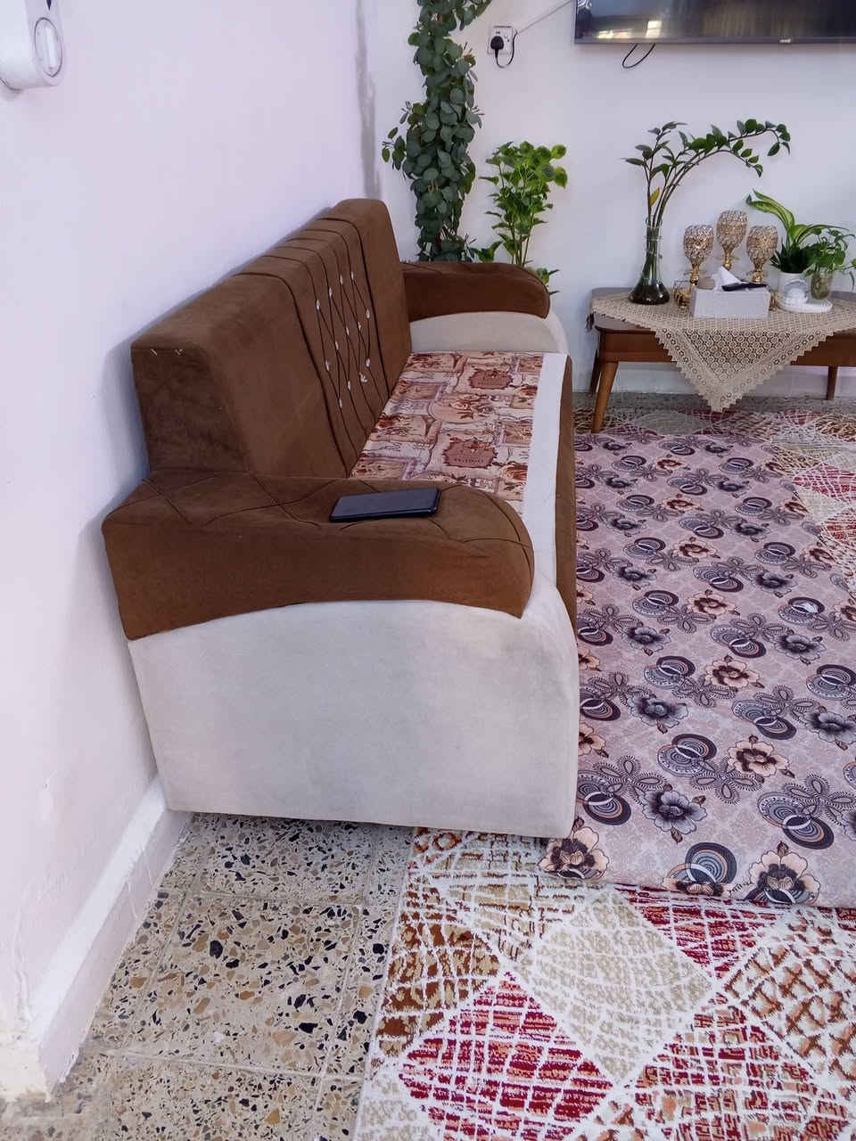 قنفات ٤ قطع بيهن خسف باليدات مال الايد وقماشهن من وره منتهي سعرهن ١٢٥الف أريدهن إلي يفيده هذا رقمي *********** واتساب
