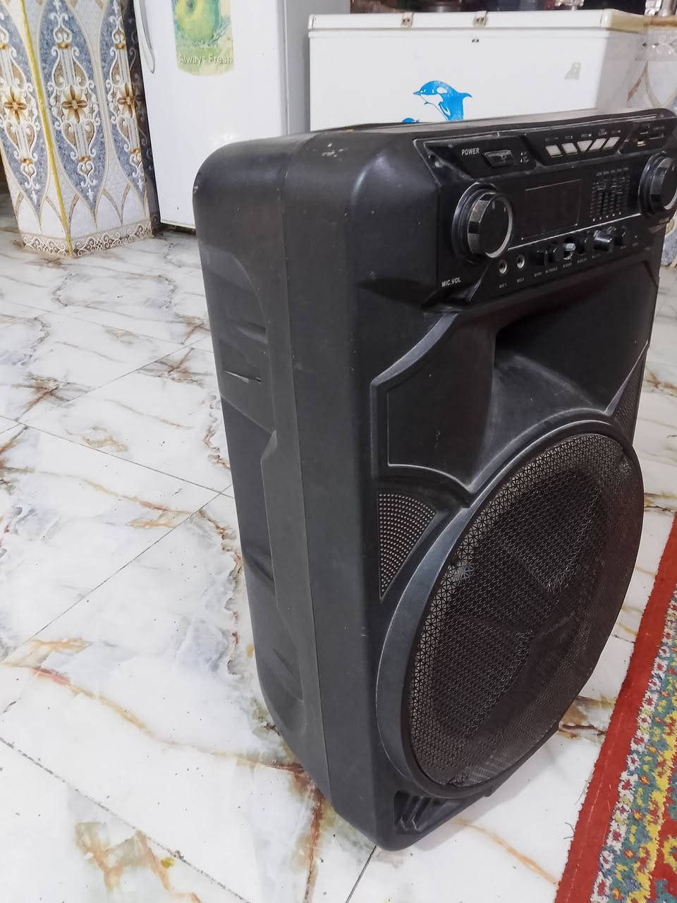سلام عليكم أمبيثري بلوتوث وهواكس  للبيع جديد اخذته أولت العام مال موكب واريد أبيعه  مناسب مكاني نجف حي الميلاد وهاذه رقمي ***********
