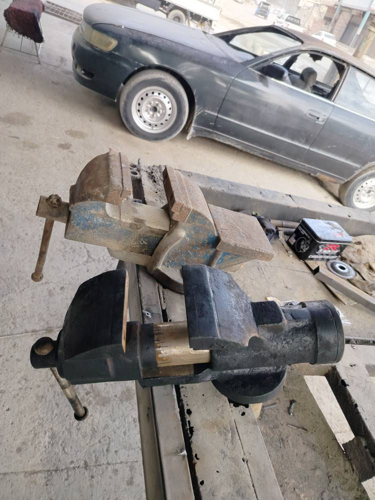 منكنه عدد ٢ للبيع ***********
