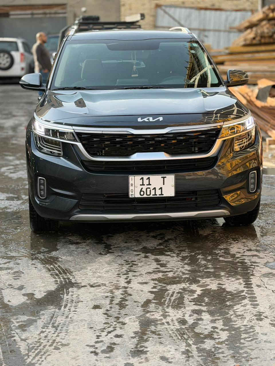 كيا سليتوس 2023مبدل بنيد بلادي ودعاميه بدون صبغ  بدون دواخل
بسمي مرقمه وجاهزه 
السعر 155
مواصفات رادار تدفئه كشنات وستيرن 
شاشه ويلكب 
لد امامي 
باقي المواصفات
بغداد 
الاتصال
***********
