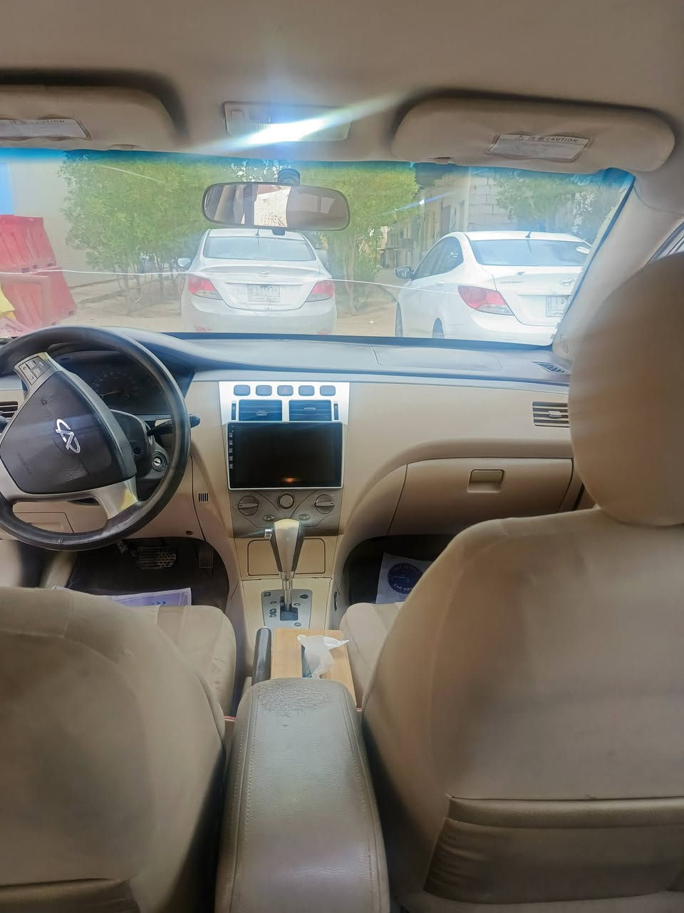 السلام عليكم A5 موديل 2012سياره جديده حداديه قبل يومين شادهن تبريد تدفئة شغالات السعر 43وبيه مجال حك الجيه كربلاء تلفون ***********
