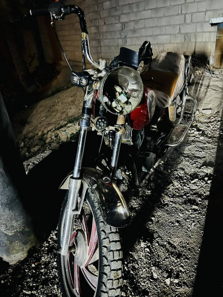 سلام عليكم جني للبيع  يرادله ترتيبات مكينه نضيفه تخبل باتري جديد سلف شغال  دراجه شغاله وتمشي مكاني ناحيه العباره السعر140 وبيها مجال ***********
