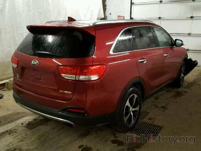 سلام عليكم سورنتو موديل 2016وارد امريكي حادث نص دعاميه فقط موجود حادثها مع صور مكفوله من الصبغ وتبديل محرك 4سلندر 2000تيربو فول موصفات 1-1صور الحادث وسونار مرفق مع صور سياره مكان سياره بغداد اليوسفية )(السعر165وبيها مجال 
رقم الهاتف ***********
