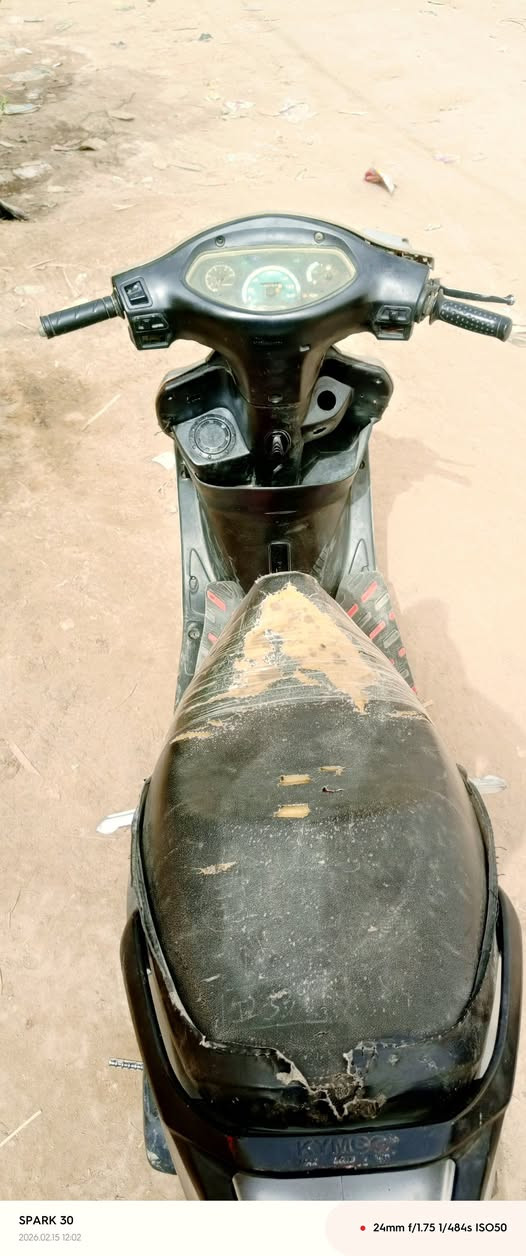 سلام عليكم دراجه جي فور البيع دراجه ناعمه وحلوه معدل نضيفه مثل ماموضح بصوره دراجه عوزها باتري وجوزه بس  المكان الناصريه مركز  السعر 250 وبيها مجال اذا مراوس حسب الدراجه التواصل  واتساب اتصال ***********
