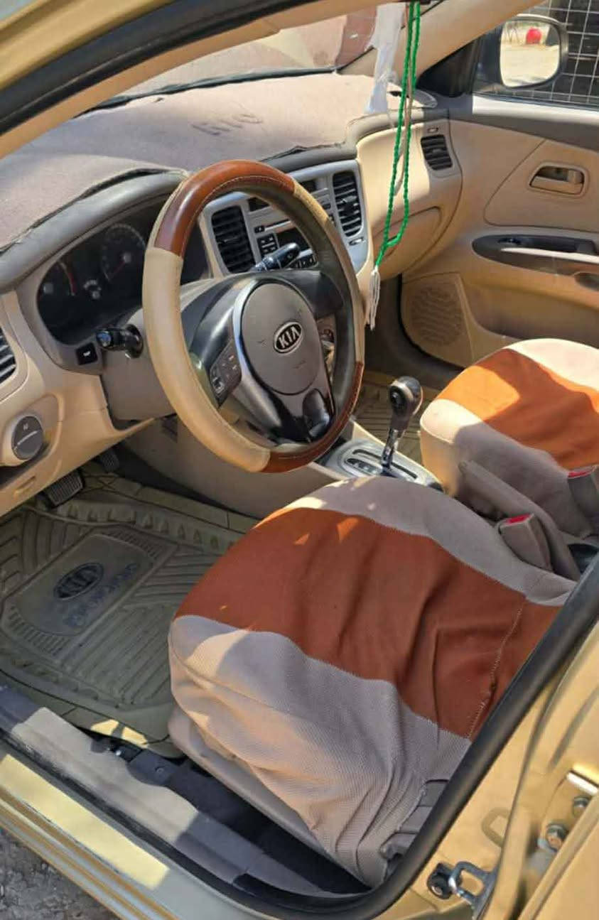 سيارة كيا ريو موديل 2010 
محرك 1400 سيارة 🚗مكفولة كفالة عامة
تحكم  دركة سيراتو اشاير بالمري  الجانبية افلاجكتور سويج شخاطة ويل كب خمس ويلات  السيارة بأسم كردي عدنا وكالة ماشية 160 الف السعر 84 وبيها مجال الاتصال على الرقم *********** كوفة, النجف
