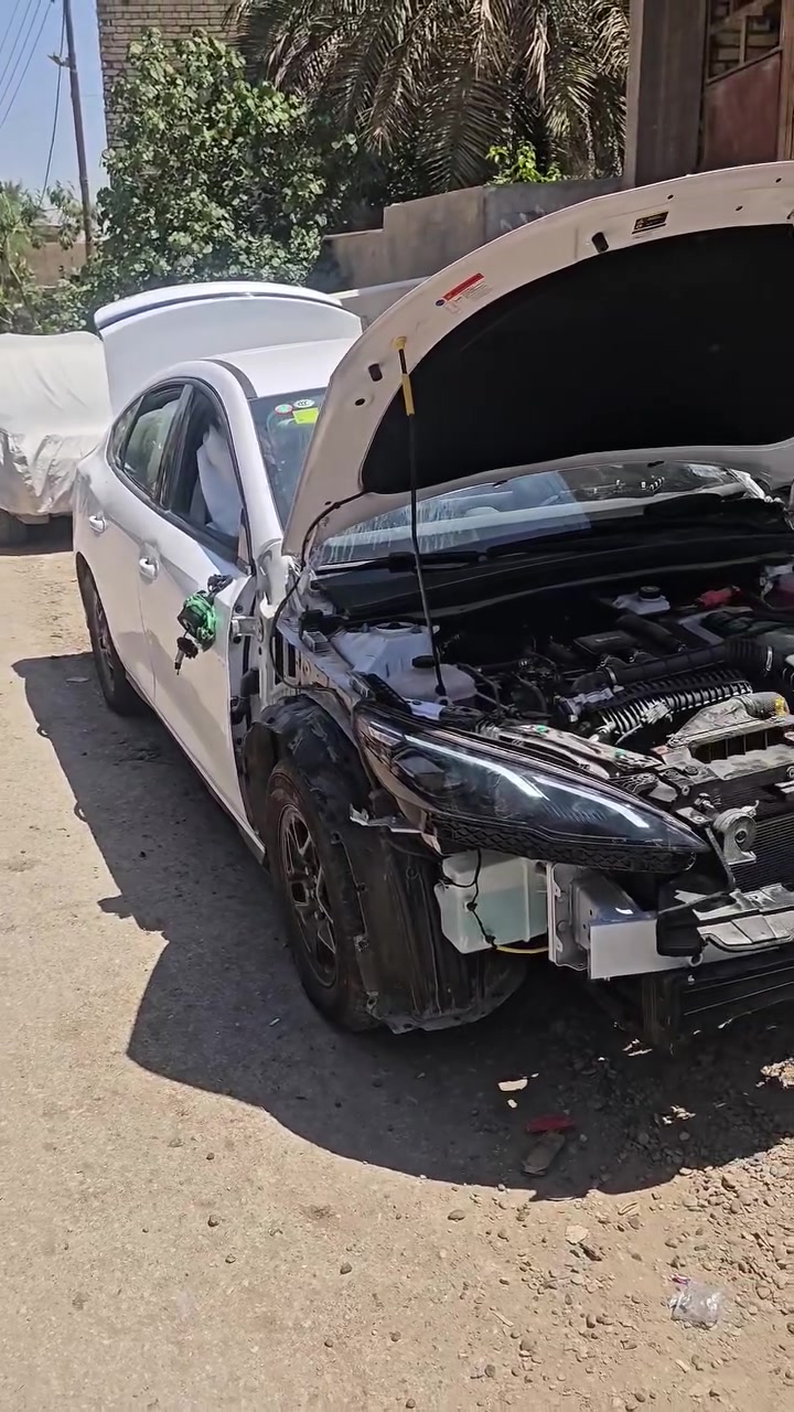 🚗⚡ شركة محمد الموسوي لصيانة وأدوات السيارات الصينية BYD / شيري
📞 0773 282 1209  واتساب
صيانة متخصصة لسيارات الـ BYD والهايبرد والكهربائية بأيدي خبراء 🔧💡
تم تنفيذ أعمال صيانة احترافية متكاملة مع البرمجة والتهيئة الإلكترونية لضمان كفاءة عالية وأداء ثابت كما يجب ✅
🔹 فحص دقيق للمنظومة الكهربائية والإلكترونية بعد الاستبدال
🔹 برمجة الإنفيرتر بما يتناسب مع نظام السيارة
🔹 التأكد من استقرار الأداء واستجابة السيارة بعد الصيانة
🔹 تنفيذ العمل بعناية عالية ودقة في كل التفاصيل
لأن سيارات الهايبرد والكهرباء تحتاج إلى خبرة خاصة، فإن التشخيص الصحيح والصيانة الدقيقة يضمنان عمرًا أطول للمنظومة وأداءً أفضل على الطريق 🚘✨
نحن نوفر لك:
✅ تشخيص دقيق
✅ صيانة احترافية
✅ برمجة متخصصة
✅ خدمة موثوقة تمنحك راحة وثقة بعد الصيانة
📩 للاستفسار والحجز تواصل عبر الزر أسفل المنشور أو على الأرقام التالية:
📞 0773 282 1209 واتساب
📞 ***********واتساب
