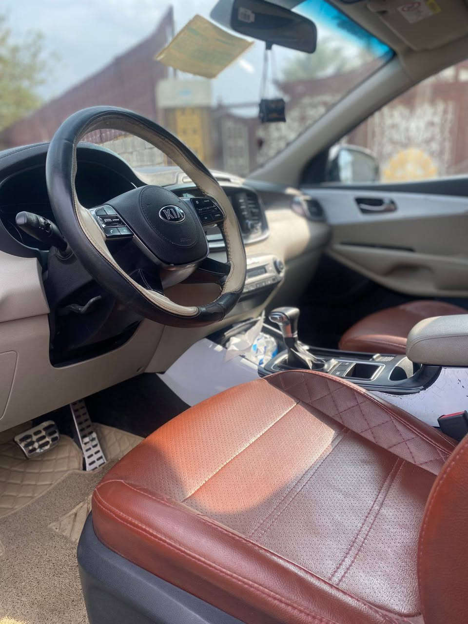 سورنتو موديل 20كامله مواصفات  جديده مال جناي مواصفاته معروفه ماداعي اشرح.***********
