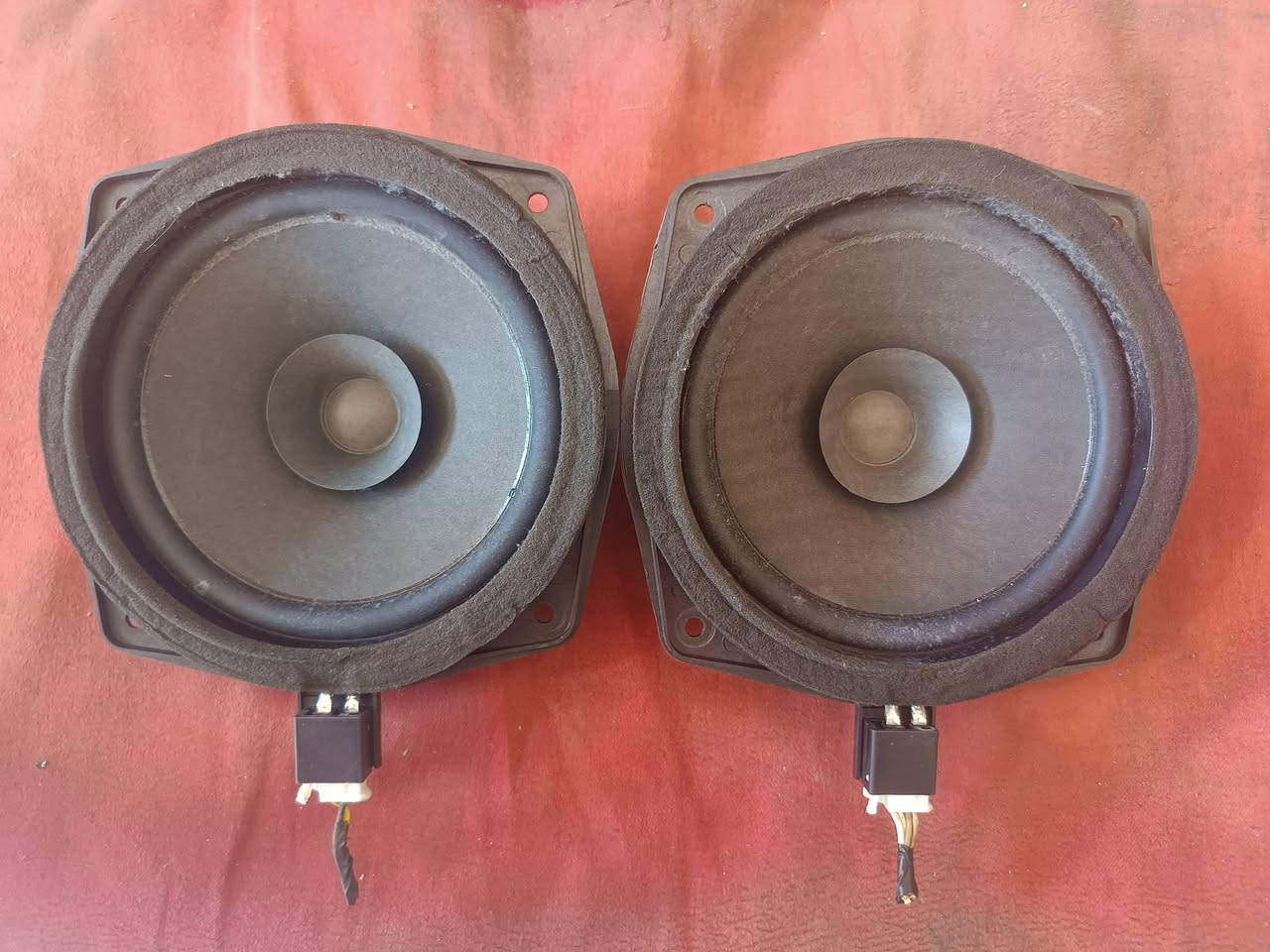 سماعات كوري حاويه سعر الزوج 15 مع التوصيل شرط نقاوه ودمام فول عرض ليوم واحد فقط باجر يرجع ب20 والكمية محدودة للحجز خاص او واتساب ***********
