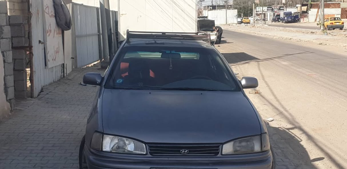 السلام عليكم سياره النتره دمعه 1991 سياره خير من الله كهربائية شغله بسمي بيها خيط تبخير بسيط هستوه بادي ما بيها اي تنقيص  السعر ٣٧ وبيها مجال المكان الحسينية الراشديه الرقم *********** ابو علي كير اوتوماتيك
