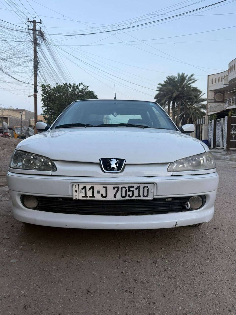 سلام عليكم
بيجو فرنسي 2001 رقم بغداد سنوية بسمي هزة و سنوية لوحات جديد تحويل مباشر سيارة نظيفة جاهزة كير محرك مكفول تبريد ثلج صدر جديد كهربائيات شغالة باتري جديد تخم تايرات جديد
 سعر 45 ورقة بي مجال
مكاني بغداد الحسينية
***********
