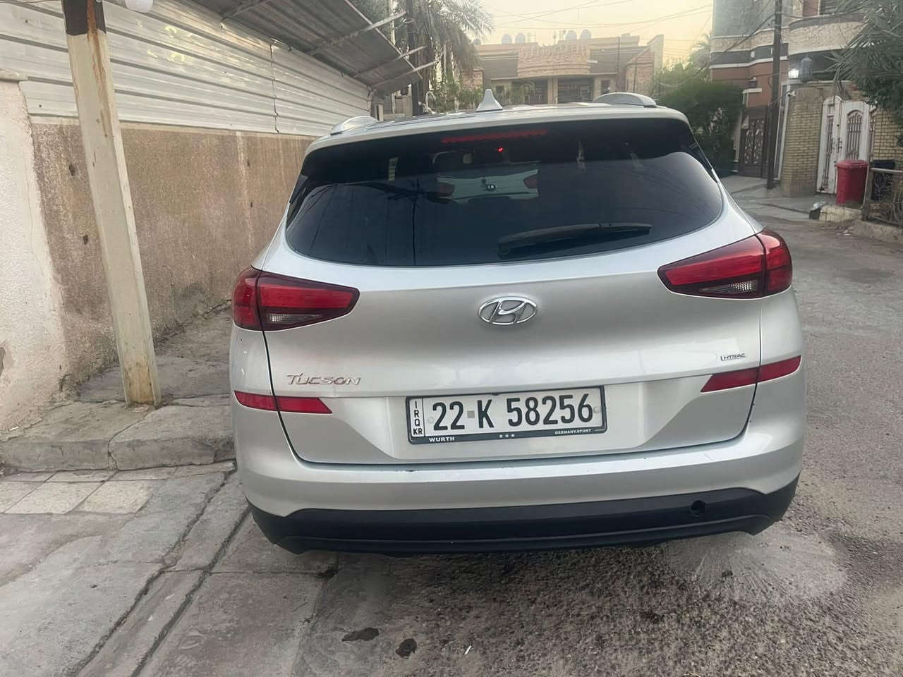 توسان 2019 محرك 2400  مواصفات شاشة كاميرا مانع انحدار 3 انظمة قيادة سيارة جديدة وجاهزة كير محرك وصدر وتبريد جديدات رقم اربيل شرط التحويل 
*********** مكاني بغداد ومنزل صور السونار 
السعر 130 $ وبيها مجال بسيط
