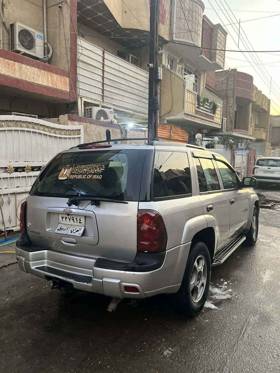 السلام عليكم بلايزر موديل 7 للبيع رقم اربيل
مابيها لاصبغ ولاضربه فقط بارد 
سونار موجود 
مكينه 6سلندر
تحويل ثاني يوم
السعر 100
مكان السياره بغداد 
رقم ***********
