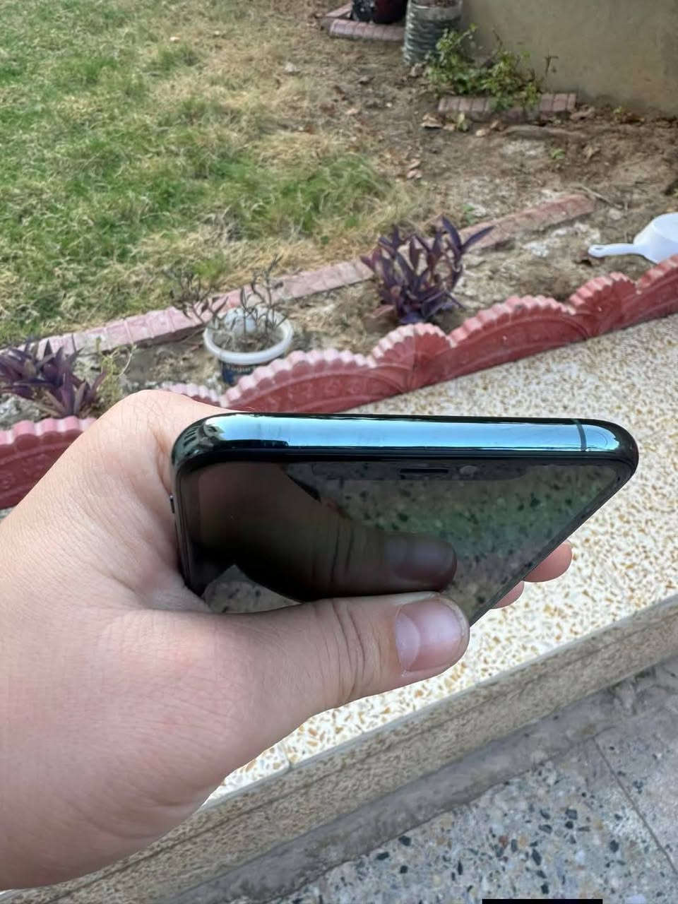 السلام عليكم
أيفون 11 برو ماكس (للبيع فقط)
الذاكرة 256 
البطارية 100 مصعده 
الجهاز كلو شرط مكفول من الخلل والعطل
كلشي مامبدل بي شرط 
السعر 325 وبي مجال للطيبين 
***********
الاسيا واتساب فقط 
***********
