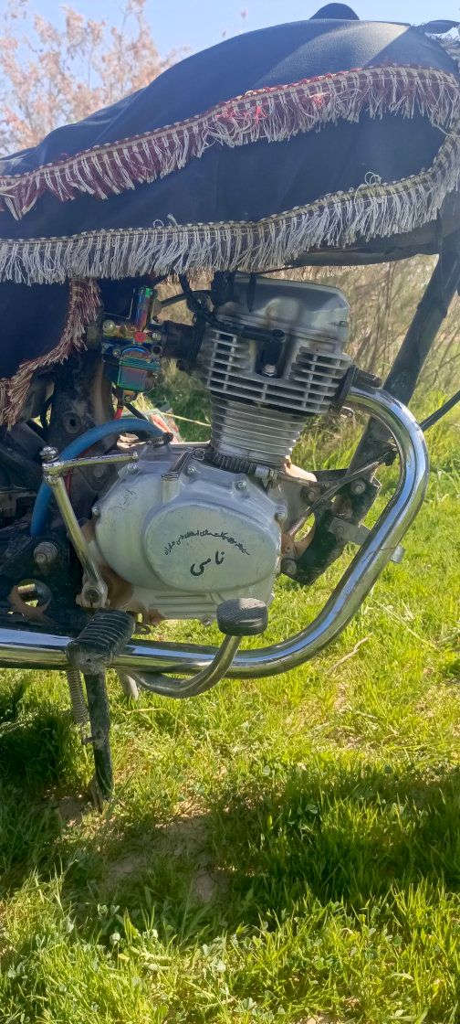 السلام عليكم دراجه 4 كير موديل 15للبيع محرك ياباني أصلي كهربائيات كلهن شغالات يرهم بيع او مراوس


**إذا كنت صاحب هذا الإعلان وتريد حذفه لأي سبب، رجاءا أرسل رسالة إلى الدعم الفني**