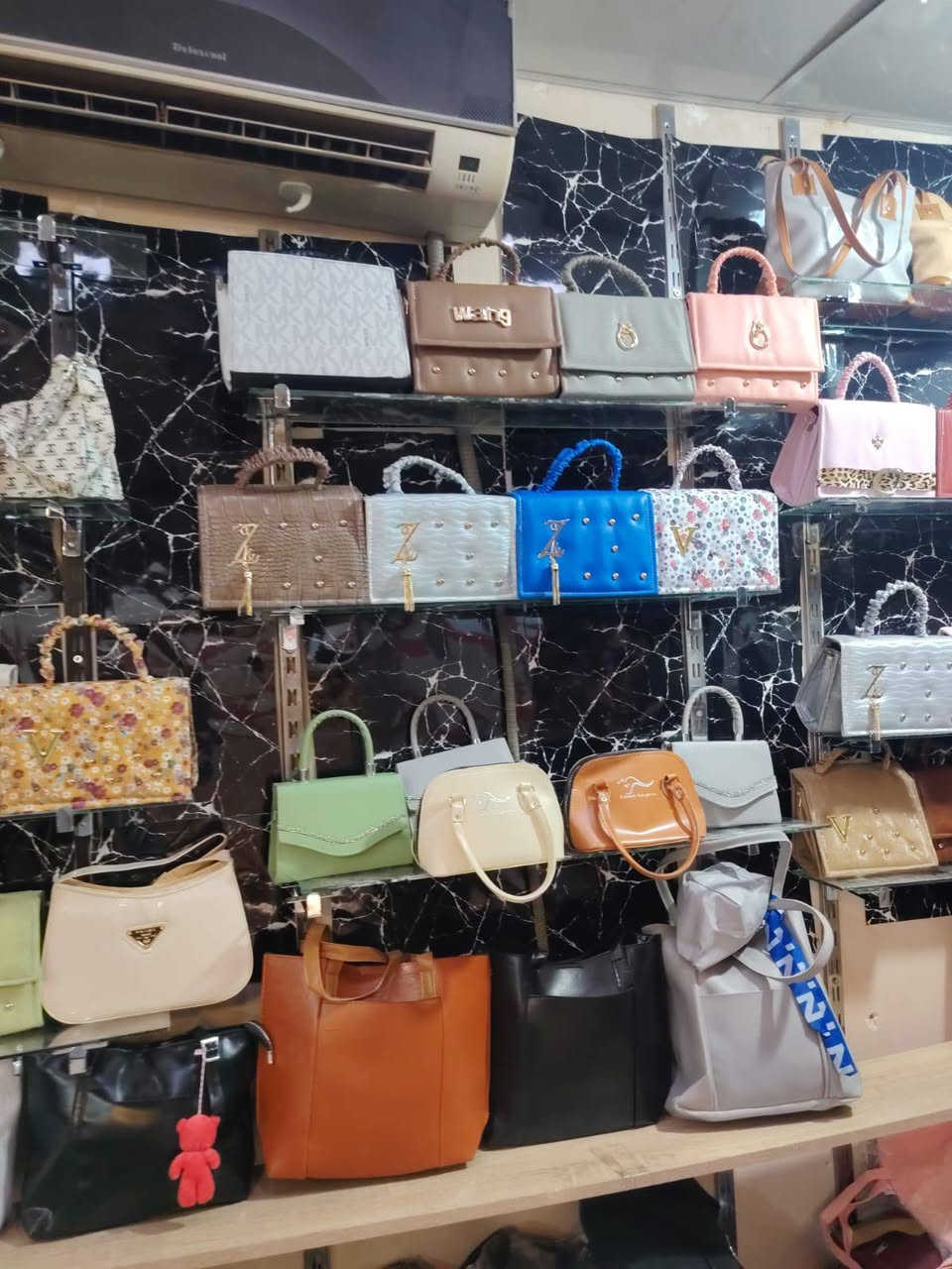 بناتي جنط ع 4 الف عرررض يفوتج والله وكوالتي عالي جنطه تجيج نفس صوره


**إذا كنت صاحب هذا الإعلان وتريد حذفه لأي سبب، رجاءا أرسل رسالة إلى الدعم الفني**