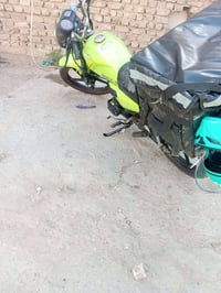 دراجه شاينك جاهزه للشغل نقصها فقط باتري ويرادله ترتيبات مثلأ الأشاير ا...