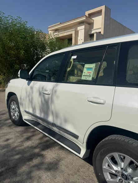 لاندكروز 🔥 لاندكروز   GXR  2017 🔥
________________________
🚗النوع:  لاندكروز 
🔞الفئة:    GXR 
🔥🎗الموديل:2017
🔥 مكفولة كفالة عامة 
💯المسافة المقطوعة: ‏54 الف كم
☎️للاستفسار اكثر :
 اتصال     ***********
