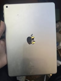 آيباد ٩ • ٦٤ • ضمن الضمان