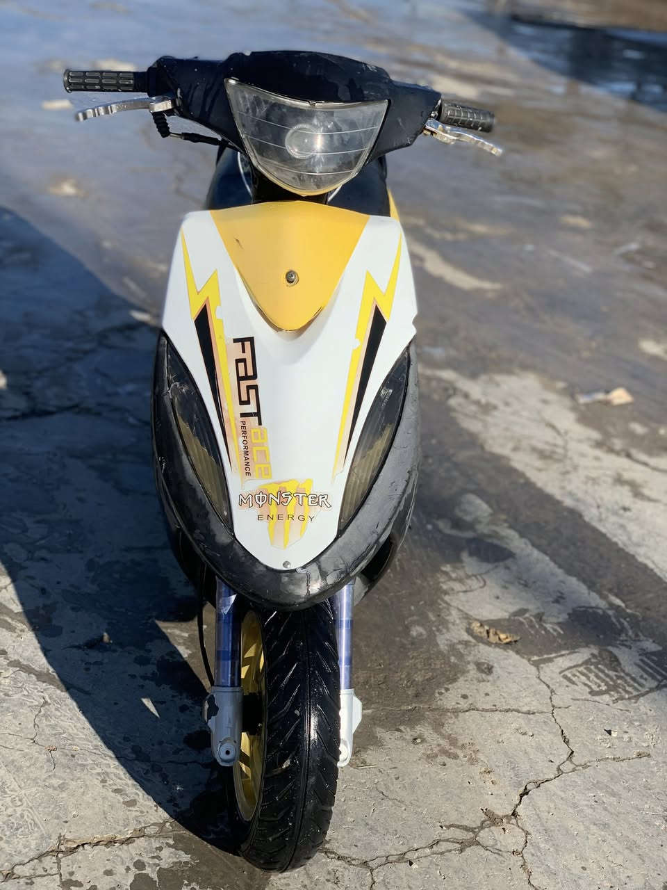 السلام عليكم هاي الدراجه للبيع نظافه فول للستفسار ***********
