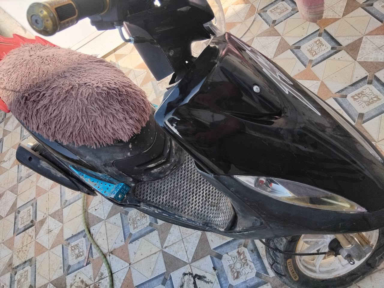 السلام عليكم ماكس عدله نضافه فول كلشي شغال بيه للبيع *********** رقم بي واتساب
