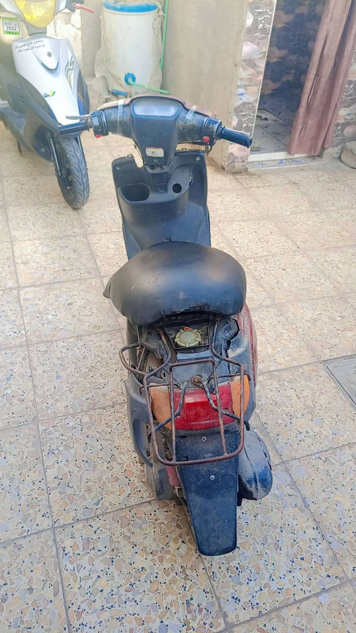 سلام عليكم دراجه منغولي أبيعه الك كوم مال حديد امانه الله نقصها بس المكينه گايمه واكفراته تعبانه صالنصه نضيفه كابريتر نضيفه شاصي نضيف كهربائيات شغاله البريك شغال ويلاته توني بدلتهن هم نضيفات سعر 75 وبيه مجال مكاني كربلاء وهذا رقمي ***********. ومتواجد ماسنجر
