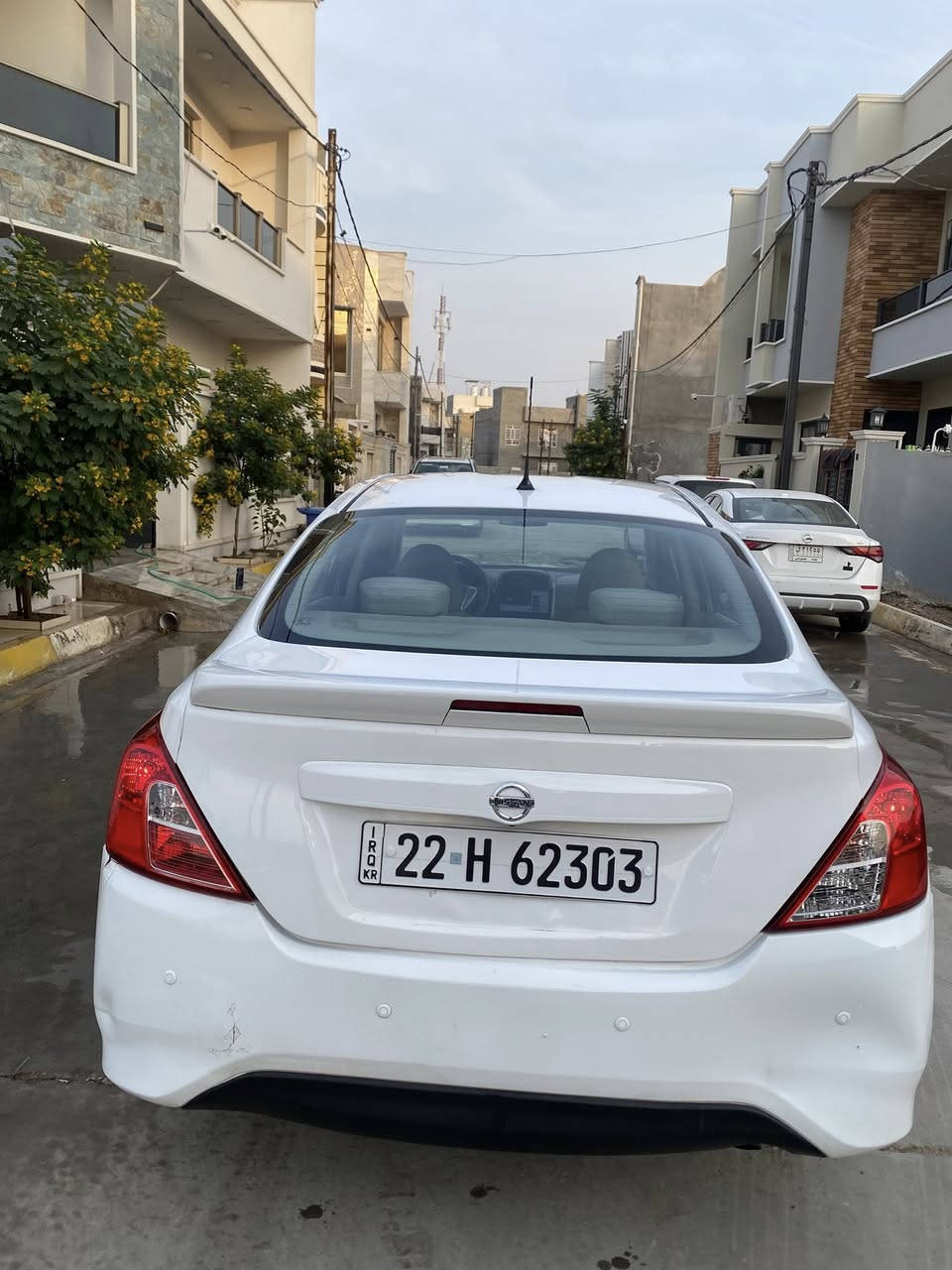 السلام عليكم 
نيسان سني هندي موديل 2021 
ماشيه 100 الف
سياره حلوه ونظيفه
صبغ قطعتين صندوك وجامرلغ اليسري
مكاني ديالى بعقوبة 
***********
السعر110 وبيها مجال قليل
