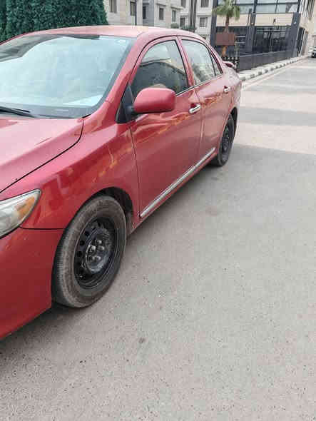 السلام عليكم اخوان سياره 2009 بيها اربع قطع بدوون دواخل شاصي لغد مابيهن اي ضرر سياره مال جناي  مكينه مال 17  لا تنقيص ولا تبخير السعر 105 بيه مجال بصيط سياره باسمي عنوان بغداد ***********
