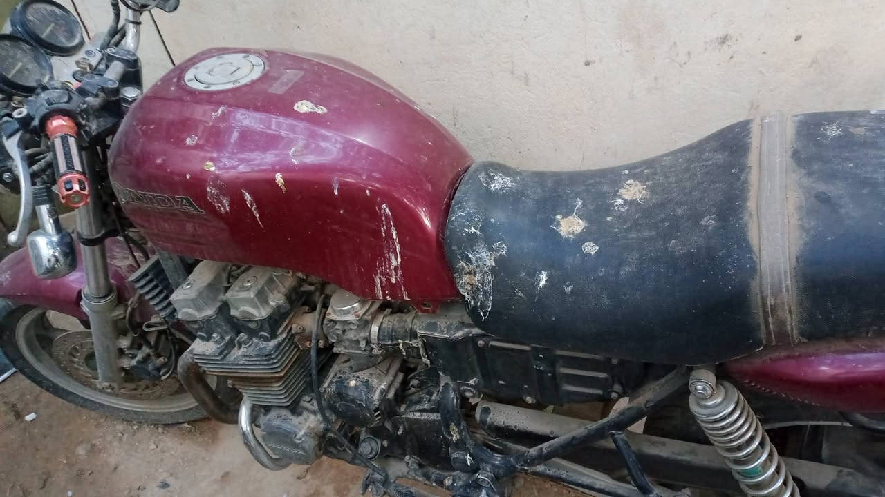 السلام عليكم هونده 750 للبيع دراجه جانت محجوزه سنه قبل الحجز مكفوله من كلشي ابيع طافيه محرك مامفتوح


**إذا كنت صاحب هذا الإعلان وتريد حذفه لأي سبب، رجاءا أرسل رسالة إلى الدعم الفني**