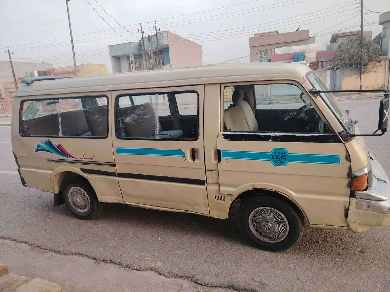 مازدا للبيع محرك ونجي السعر 30 وبيه مجال *********** مكلف بل نشر
