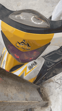 سلام عليكم ماكس شاخوان للبيع دراجه هير من الله كهربائيات كله شغاله نشرات زينون كله على بلاد انطيكيا سلف هندر بصمه من بعيد تشتغل فقط الحديده الوره يرادله برغي وينشد الباقي كل عيب مث ماموضح بل صوره يرادله غسل لان مغاسله ويطلع يخبل  مابي سعر 375 وبيه مجال واراس ويا ايراني 
*********** فقط واتساب خاص مفتوح 24 ساعه
