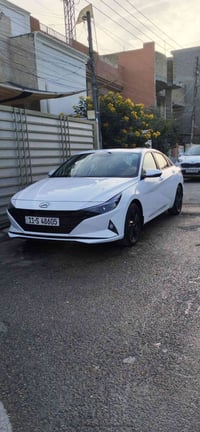 للبيع النترا ٢٣ خليجي لا ضربة ولا صبغ محرك ١٦٠٠ دوش ماشية ١٩ الف مكاني...