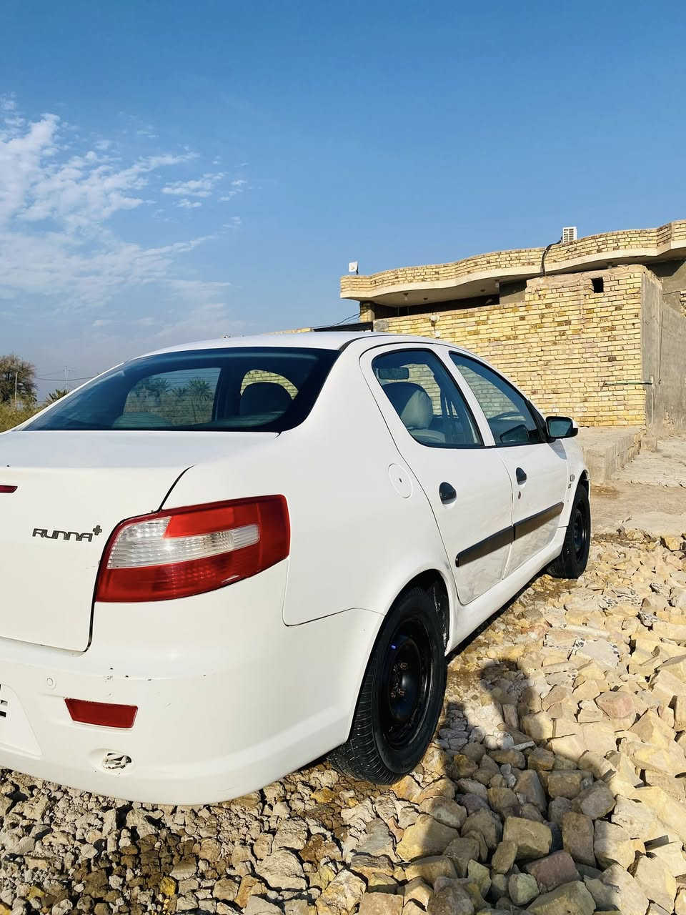 س ع سمند رناا موديل14 بيها شبر بلدوسه ولباقي مكفول رقم بصره سنويه مجدده لــ2029 السعر ٤٣ورقه وبيها مجال قليل للستفسار رقم ***********
