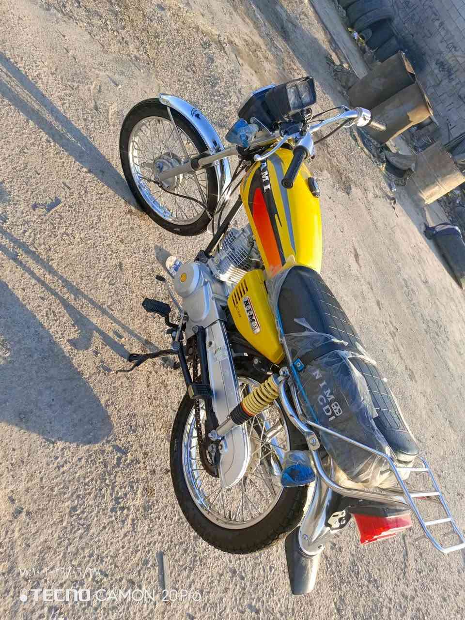 سلام عليكم دراجه للبيع 25 كفاله عامه  سعر 525وراق مكاني بغداد نهروان ***********
