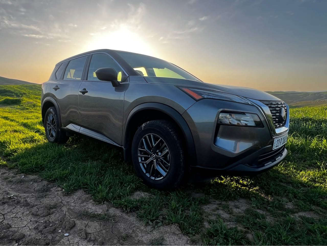 نیسان ڕوگ ٢٠٢٣ ئێس
تەنها (٢٦ ) هەزار کیلو مەتر ڕوشتوە
چاملغی پێشەوەی سایەق سبوغە 
بێ داخلی بێ ئێرباگ، گێڕو مەکینە 
بەشەرت نەکراینەوە سەنەوی ٢٠٣٠
هەزەی نوێ ٢٠٢٧ مانگی (٢).
 سەیارە لوکە بێ ساردی و شوخت و قوب

نرخی (١٣٩) کەمێک مەجال
واتساب (***********) أربيل, العراق
