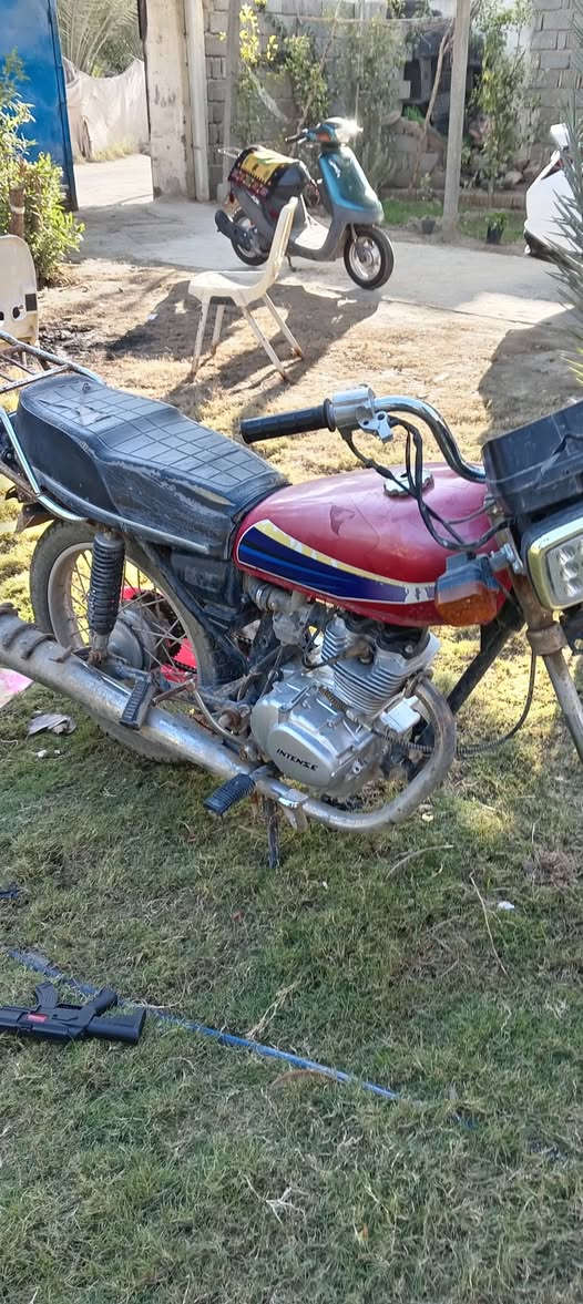 سلام عليكم دراجه اربعه تعمير ٢٣ أوراقه ضايعه يمي  والشراي يتصل  الخاص مغلق ***********
