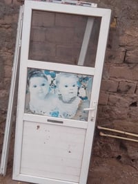 باب للبيع سعر 25 07735732554