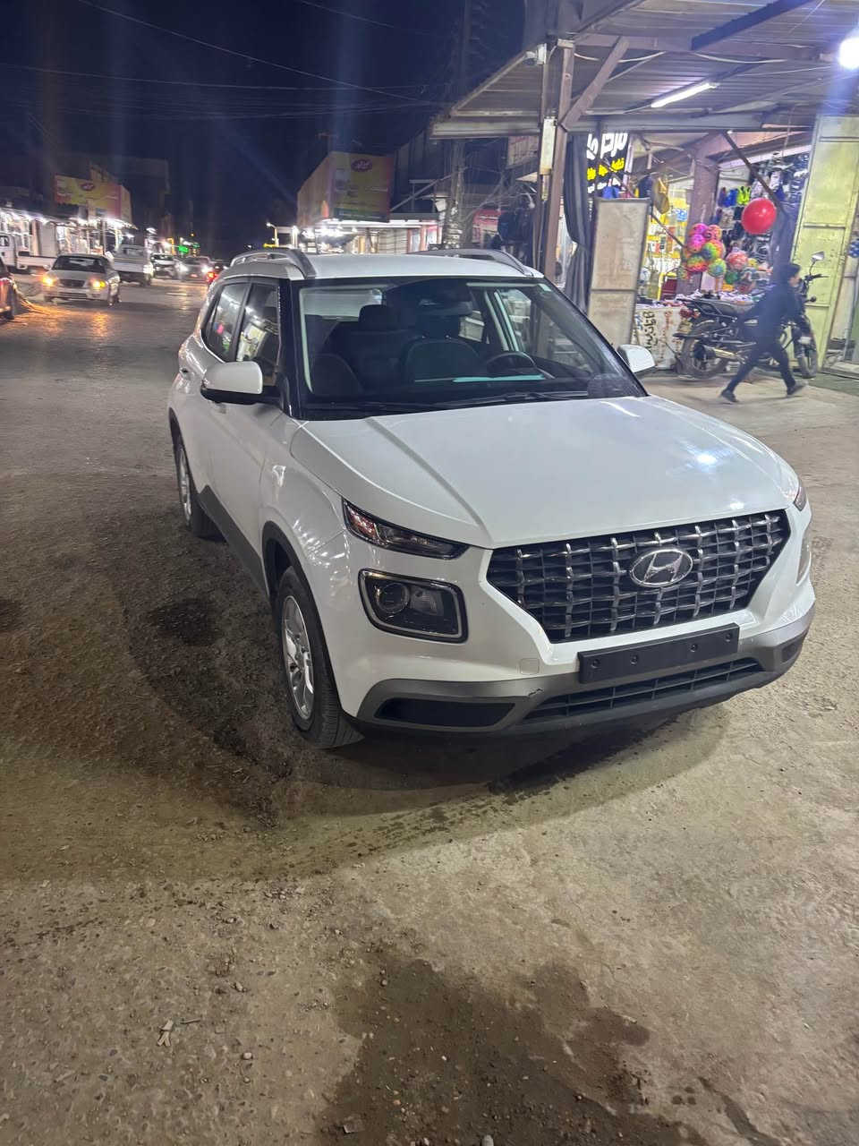 فينو موديل 24 دخول جديد ماشيه 3000 فقط حادث السياره بنيد تبديل وخشم الجاملغ الايسر وبيهه تصليح بدايه الشاصي فول بصمه السياره عدا الفتحه بدون رقم السعر120 مكان السياره حله الجمعيه ***********
