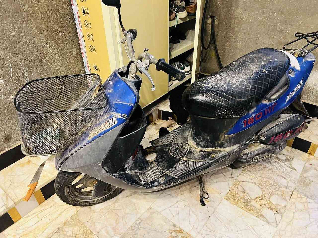 سلام عليكم دراجه سازوكي للبيع المكينه مفتوحه
دراجه شتريت سياره وتاركها دراجه حلوه ومكينتها ناعمه وني تراكها وصارلي سنه ذابها بالبيت شغاله اعتقد كابريتر مالتها وصخه وما بيها شي سعرها حلو (100)وببها مجال للطيبين (***********)
