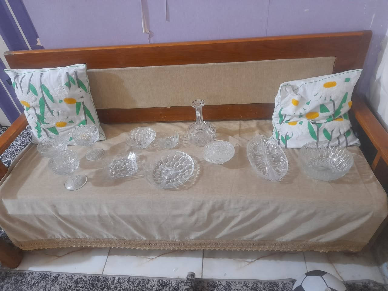 قطع كريستال مجموعه اليريدهن ينطي سعر


**إذا كنت صاحب هذا الإعلان وتريد حذفه لأي سبب، رجاءا أرسل رسالة إلى الدعم الفني**