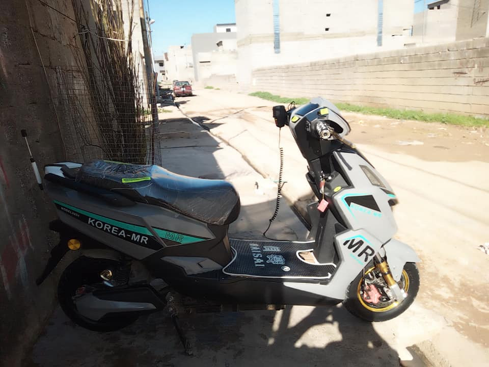 السلام عليكم ورحمة الله وبركاته 
عندي ماطور شحن للبيع فقط فقط 🥰 
مواصفات معروفه 🤩 
1 ___6 بطاريات 🤯 
2___4 نمر السرعة 99 شلعه فول 🤯
3___لايت ثلجي عالي ناصي رماش 😵‍💫
4___بك لايت شغال 🥰
5___اشاير يمين ويسار 👉👈
6___اصطابات رياضية 🤯
7___شركه كوريا مار شرط شرط الصلي مو التقليد 🥰
8___لون سمنتي مميز 👮
9___ شاحنه اصليه ام النقاط 👮
10___تايرات جدد زوج مبدلات 😍
11___ابريكات رياضية 😍
12___دبلات الكدام رياضية 😍
13___دبلات الوراء رياضية 😍
14___ شلعه ومعدل نار 🔥 
15___ شرط الفحص البطاريات 👉
16___ مكاني موصل ايسر الفلاح الأولى 😍
17___يرحم موتاكم المو شراي لايدخل عل خاص 😡
18___ السعر 700 وبي مجال حك جيتك 🤩


**إذا كنت صاحب هذا الإعلان وتريد حذفه لأي سبب، رجاءا أرسل رسالة إلى الدعم الفني**