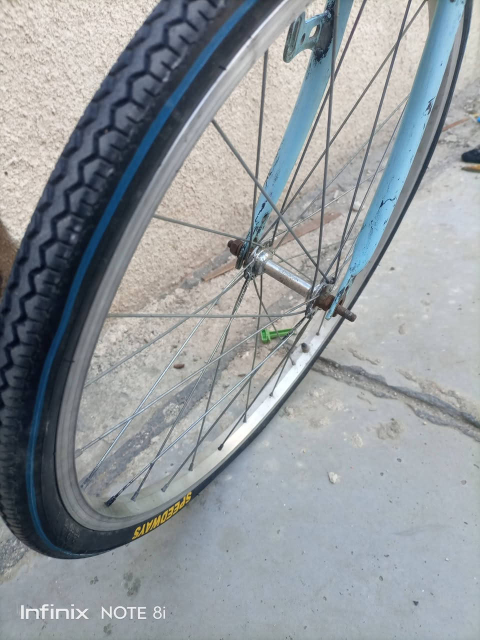 السلام عليكم باسكلك للبيع الباسكل ياباني نقصه بس جوب
مكاني البياع حي التراث 
السعر 25
الرقم ***********
