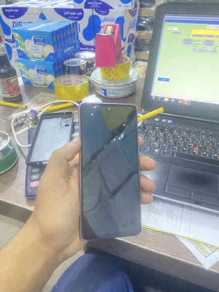 سلام عليكم جهاز للبيع كلكسي اس ٢٠ FE
الذاكره ١٢٨ السعر ٧٥ 
رقمي ***********
