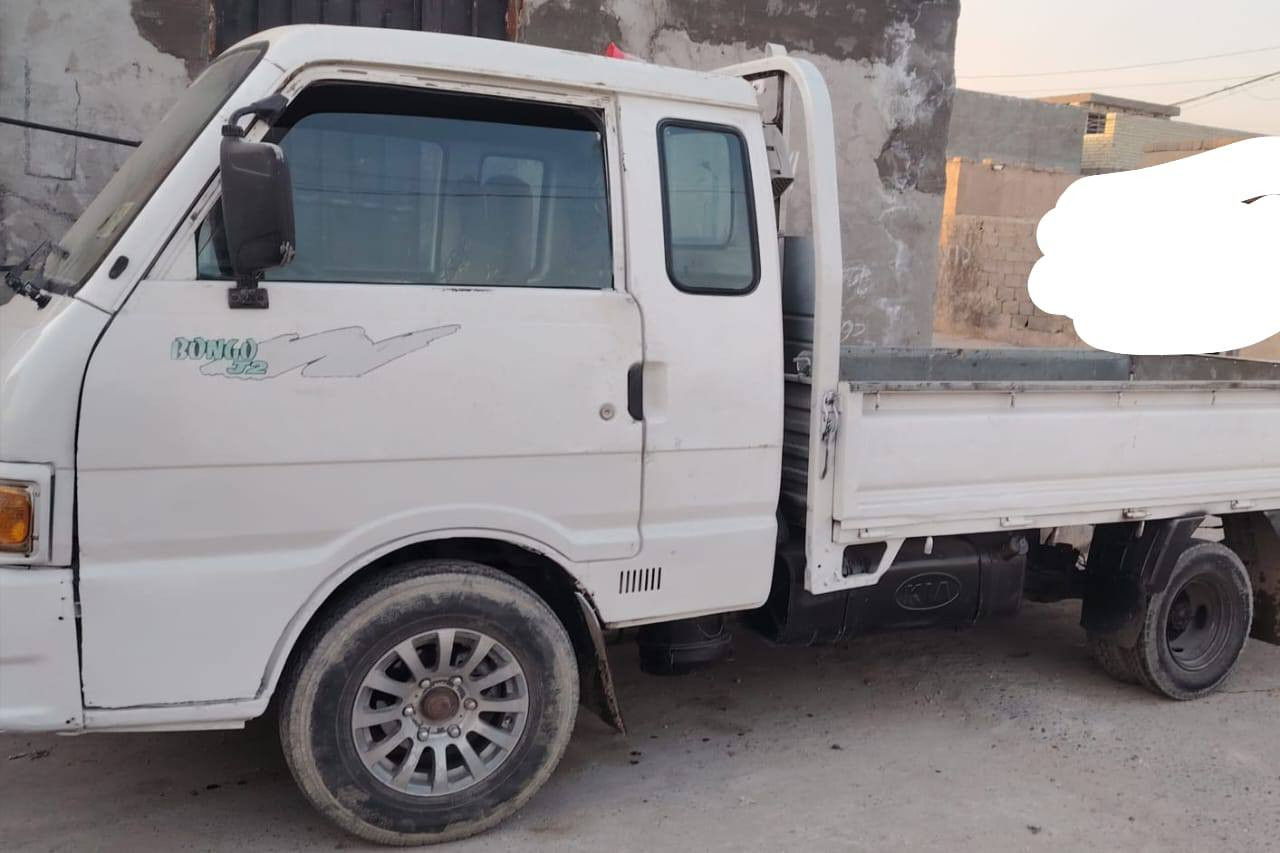 السلام عليكم 
كيا رقم بغداد موديل 96  سيارة جاهزة كير اكسن محرك خير من الله  مكاني بغداد الاسفتسار ***********
