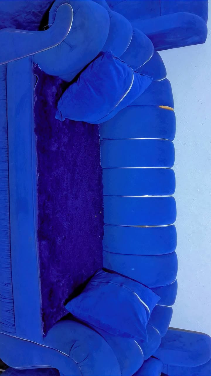 تخم للبيع تركي اسفنج اصلي مينزل ابد السعر ٥٠٠ وبي مجال قنفه كبيره وقنفه وسط وكراسي ثنين


**إذا كنت صاحب هذا الإعلان وتريد حذفه لأي سبب، رجاءا أرسل رسالة إلى الدعم الفني**