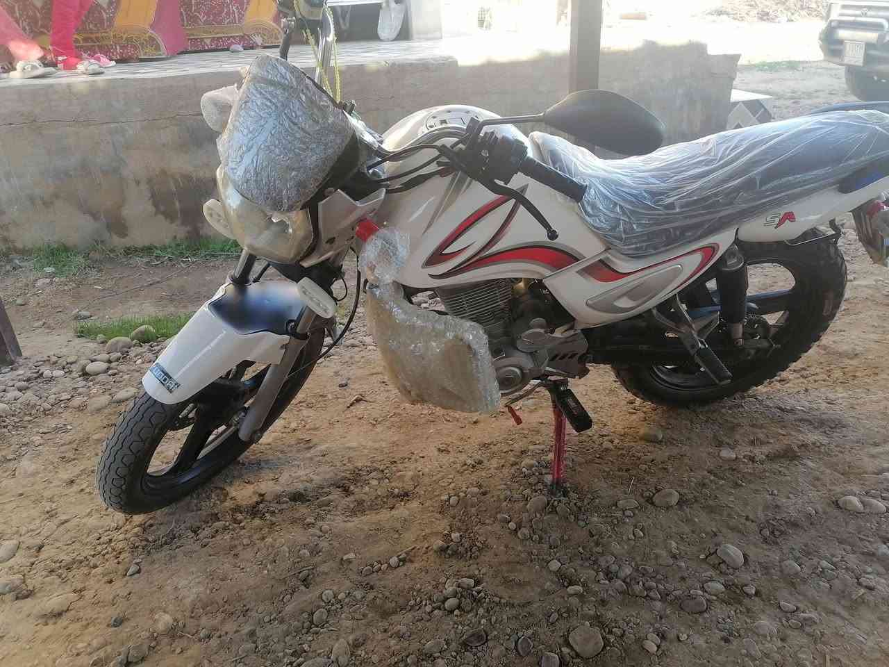 للبيع موديل 2020 أوراق ضايعه السعر 750 وبي مجال بسيط للاتصال *********** 2020
