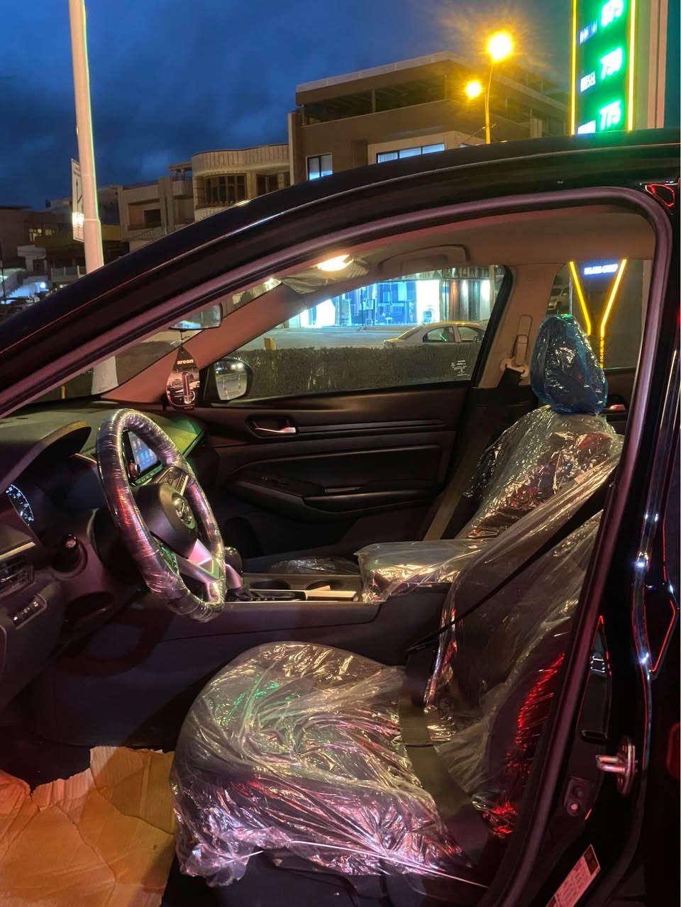 نيسان التيما موديل ٢٠٢١ مواسةفات s بةسمه شةغال رادار تحديد سورعة لايت ئوتو سةيارةكة نموونةية لةجوانيا كير و مةكينةي بةشةرتي ١٠ فيتةر هيج خةلةليكي كارةبايي نييه سةيارةية يةك پارجة و دوو پةلةي بجووكي بوياغه بي ناوگرتن بي شانسي بي سارد لوك لوكة مالي دوسته سةنةوي و رةقمي نوية لةسليمانية سعري فروشتنيم نووسيوه مةجاليشي تياية
***********
*********** السليمانية, العراق
