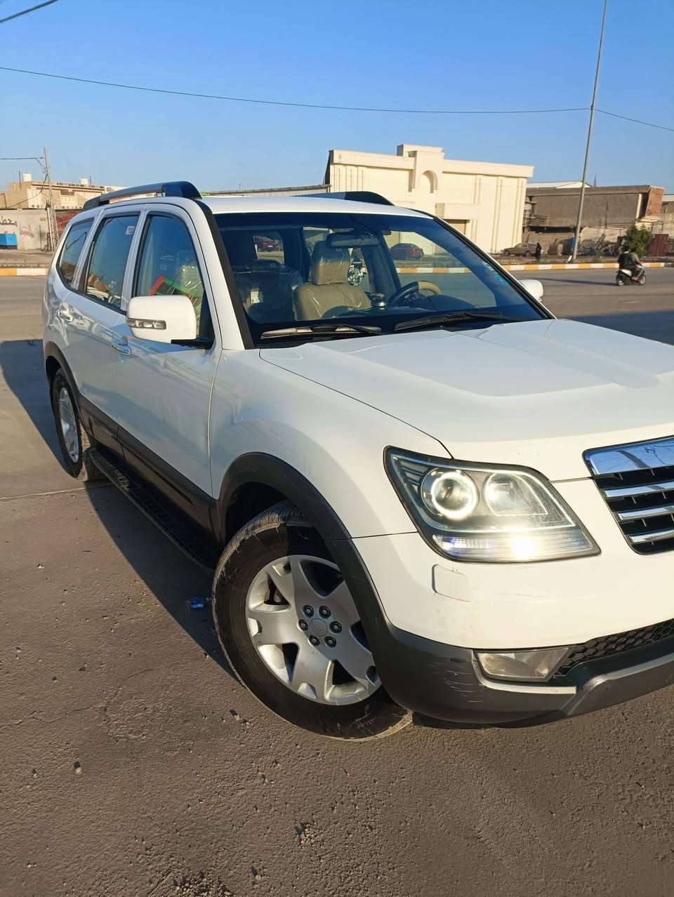 كيا موهافي 2014 فول الفول Vip خليجي
السيارة فول مواصفات للاخير
بصمة • سلايت روف • كشنات 
جلد كهرباء • ستيرن كهرباء • شاشة 
صندوق كهرباء • تبريد ثلاث قطع  
لايت زينون • بك لايت ليزري .
4 ويل (فور ويل)

السيارة سونارها موجود بالمنشور والباقي كلة (كفالة) كاملة من كلشي
اطارات جديدة 
بطارية جديدة
سنوية جديدة
تحويل مباشر رقم مشروع وطني بغداد بأسمي 
مكانها بابل المسيب 
الـــــــــــــسعر : ١٦٥ وبيها مجال 
***********
