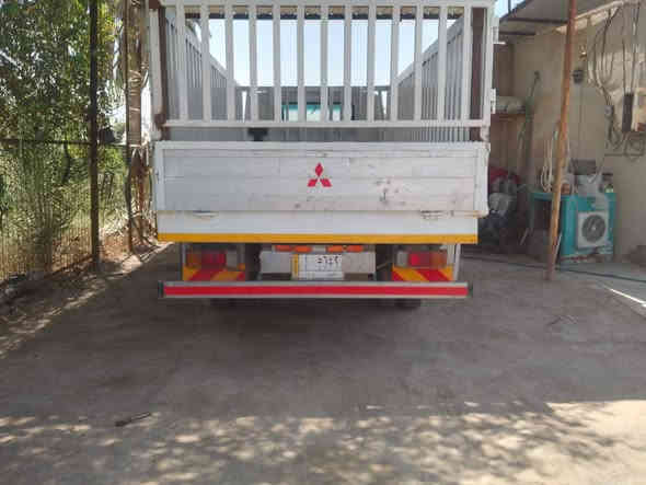 كنتر عظم عريض موديل 93 أيسر بلاد  رقم أنبار سنويه 27 تحويل مباشر محرك وكير بلادي شرط لاتبخير ولاتنقيص بدي چنل حديد كهربائيات كلها شغاله
رقم ***********
