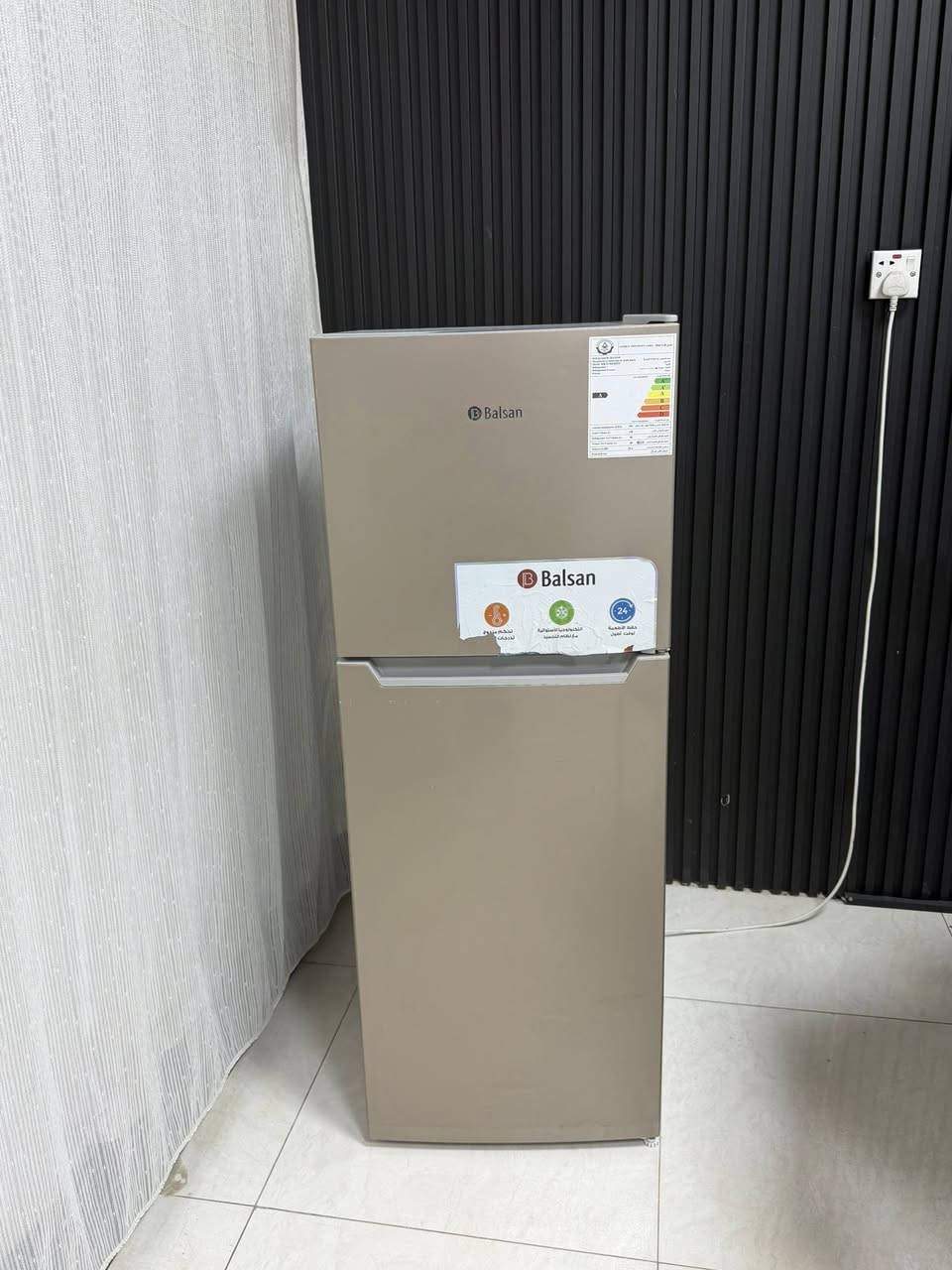 للبيع جديده ٩ قدم
٢٥٠ عنوان الشعب 
☎️***********
