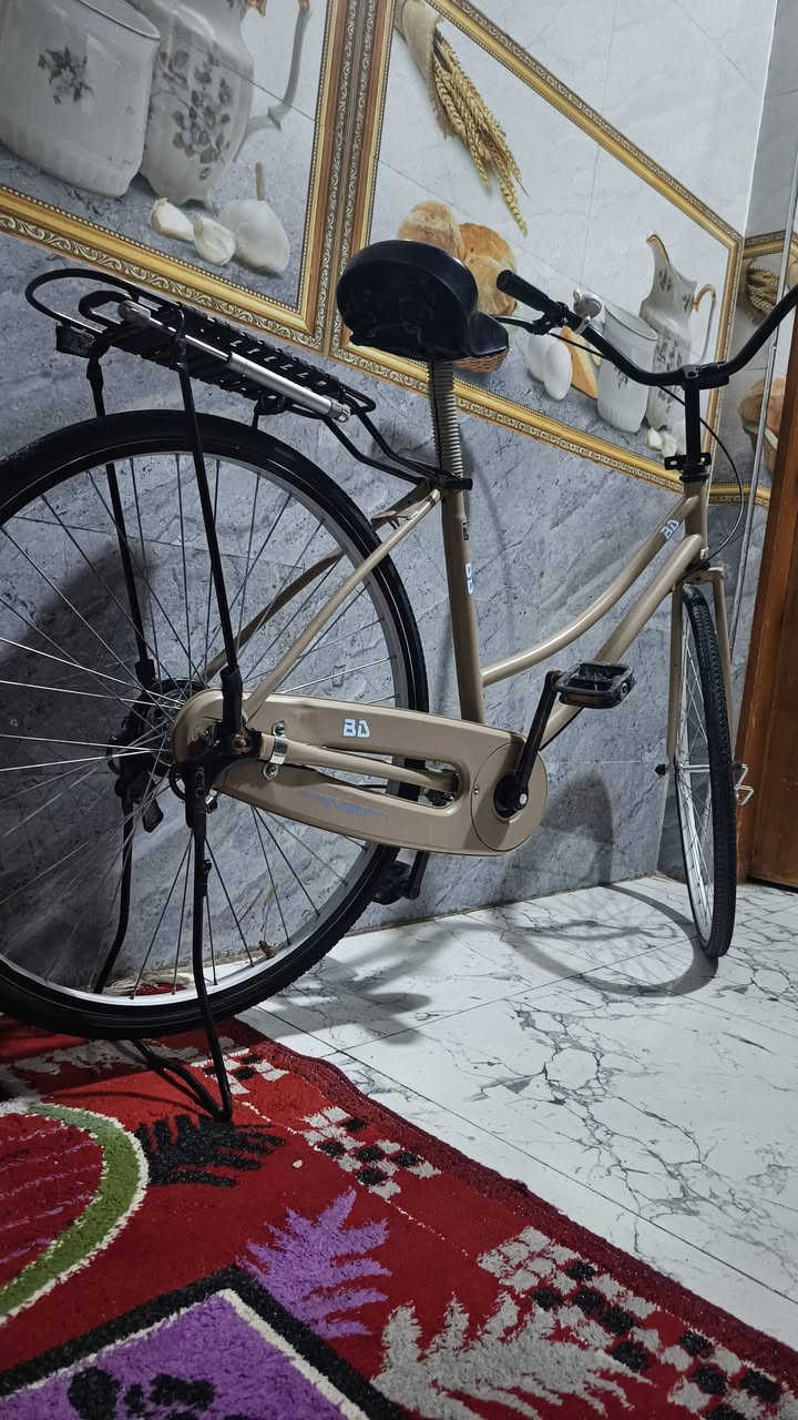 سلام عليكم
باسكل للبيع موديل 22نضافه فوول 
لون صحراوي مكان نجف حي نداء شارع بيتي ***********
